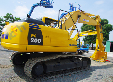 Dịch vụ cho thuê xe cuốc Đắk Nông – Giải pháp thi công tiết kiệm chi phí