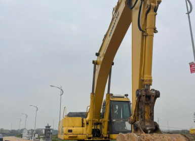 Dịch Vụ Cho Thuê Xe Xúc Tại Kiên Giang Uy Tín, Giá Rẻ – Công Ty Đại Đồng Đen