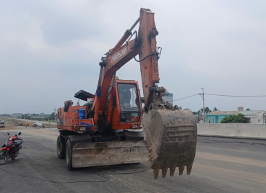 Cho Thuê Máy Xúc Uy Tín Toàn Quốc: Giải Pháp Thi Công Cơ Giới Chuyên Nghiệp