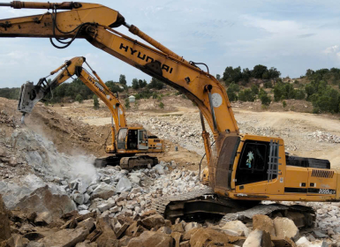 Cho Thuê Xe Xúc Tại Bến Tre: Dịch Vụ Cơ Giới Uy Tín, Giá Tốt Hàng Đầu