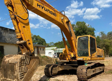 Giá thuê máy đào tại Bình Phước – Giải pháp tiết kiệm chi phí thi công**