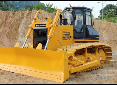 Kinh nghiệm thuê máy ủi uy tín tại Bình Dương – Lựa chọn thông minh cho mọi công trình