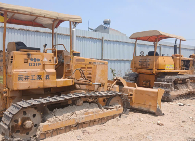 Cho Thuê Xe Ủi Uy Tín Toàn Quốc: Giải Pháp San Lấp Mặt Bằng Chuyên Nghiệp