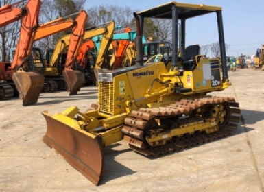 CHO THUÊ XE ỦI TẠI QUẬN 6, TPHCM – GIÁ CẠNH TRANH, XE MỚI, PHỤC VỤ NHANH