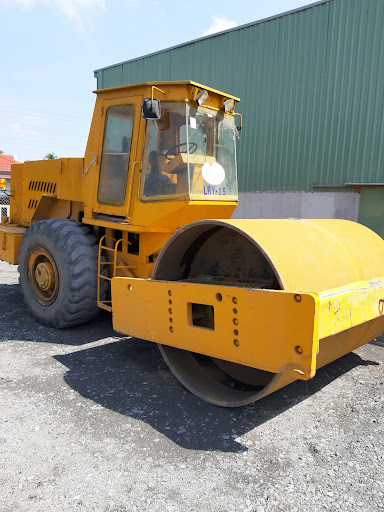 Dịch vụ cho thuê xe lu chuyên nghiệp tại TP Thủ Đức, TPHCM – Đại Đồng Đen luôn đồng hành cùng nhà thầu**