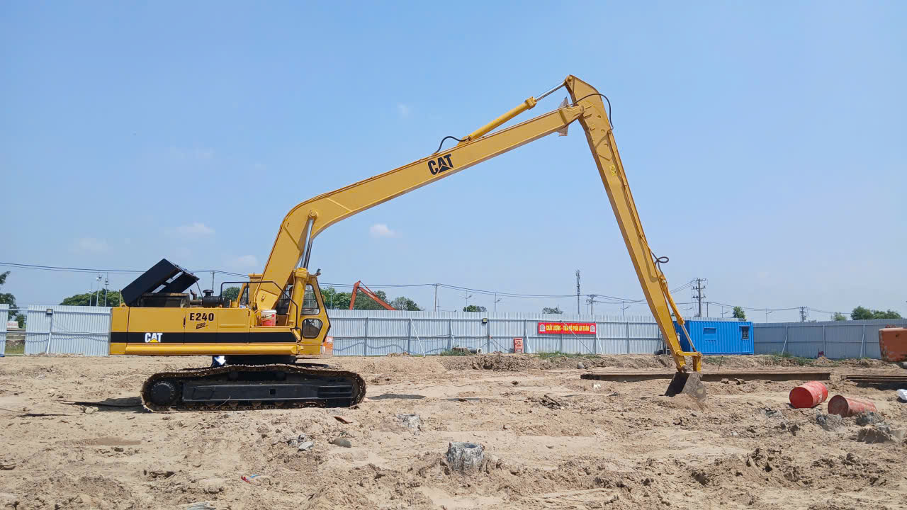 Cho Thuê Xe Cuốc Uy Tín Toàn Quốc