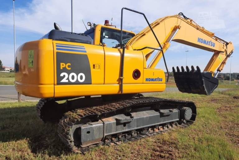 CHO THUÊ XE ĐÀO GIÁ RẺ TẠI QUẬN 10, TPHCM – CÔNG TY ĐẠI ĐỒNG ĐEN – UY TÍN 10 NĂM