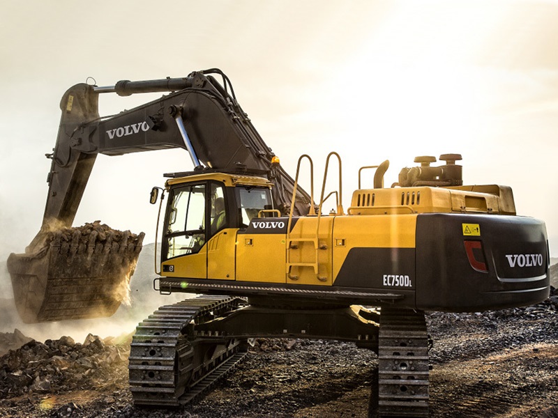 Cho Thuê Máy Xúc Giá Rẻ Tại Cần Thơ