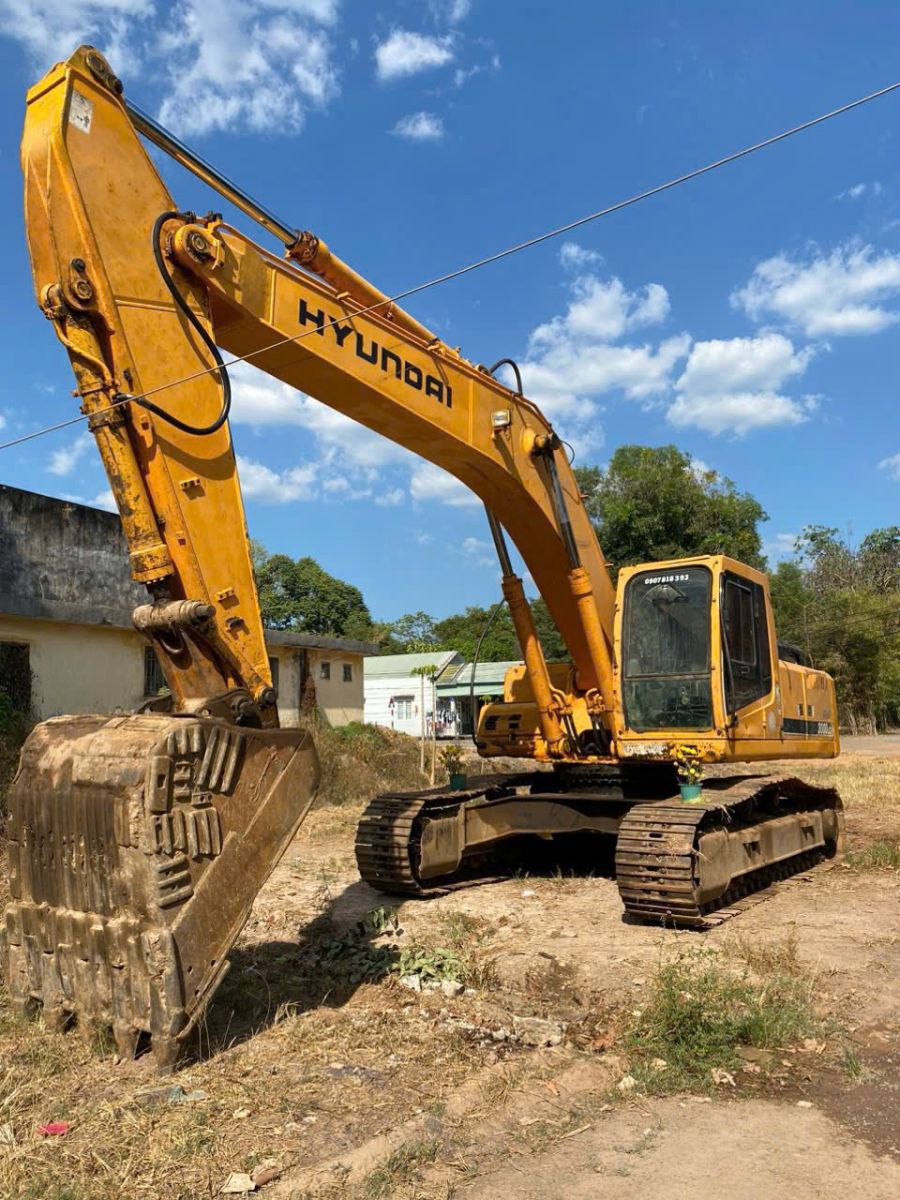 Dịch vụ cho thuê đào tại Quảng Trị chuyên nghiệp – Đại Đồng Đen gần 10 năm kinh nghiệm