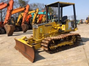 Ứng dụng thực tế xe ủi đất – Tăng tốc tiến độ công trình tại Bà Rịa – Vũng Tàu**